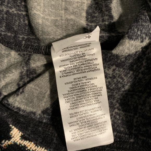 Columbia long sleeve camo half zip up turtle neck - Picture 5 of 5